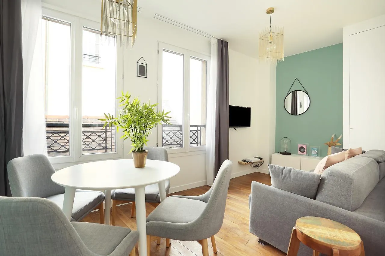 Rent A - Meslay Apartment Paris